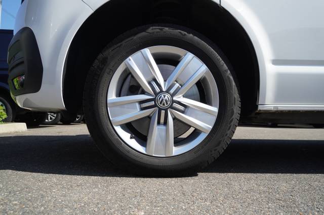 2024 Volkswagen Transporter 2.0 T32 TDI 150 Kombi Van Highline LWB