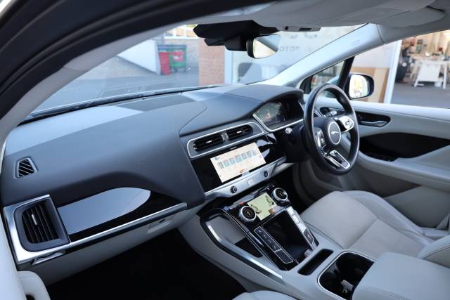 2021 Jaguar I-Pace EV400 SE