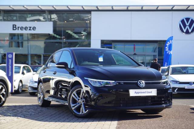 Volkswagen Golf 1.5 eTSI 150 DSG R-Line Hatchback Petrol Grenadilla Black