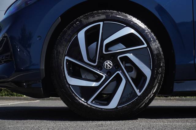 2025 Volkswagen Id.7 77kWh Match Pro