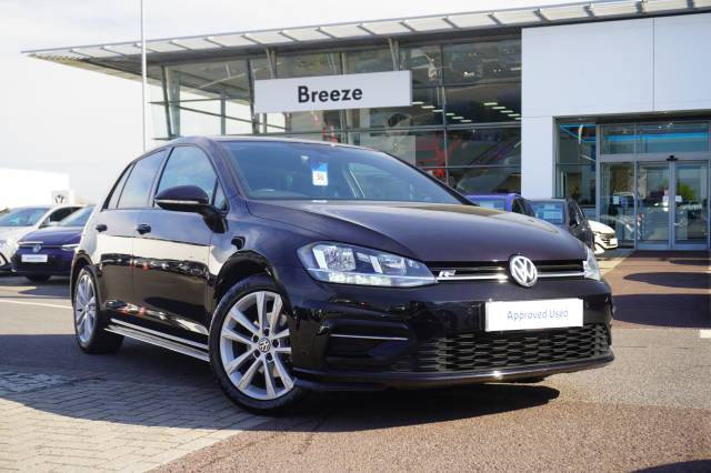 Volkswagen Golf 1.5 TSI EVO 150 DSG R-Line Hatchback Petrol Deep Black