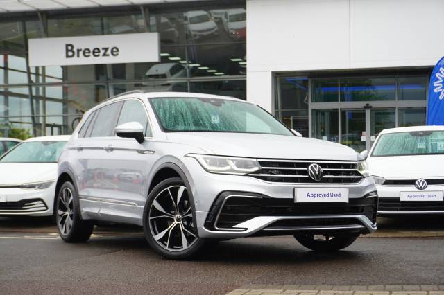 Volkswagen Tiguan 1.5 TSI 150 DSG R-Line Estate Petrol Reflex Silver