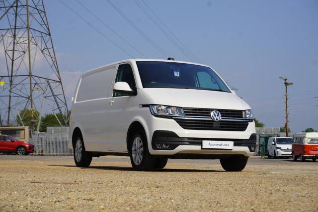 Volkswagen Transporter 2.0 T28 TDI 110 Van Highline SWB Panel Van Diesel Candy white