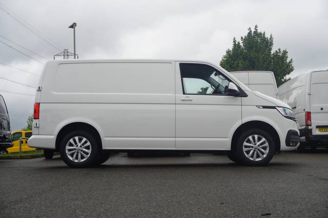 2024 Volkswagen Transporter 2.0 T30 TDI 150 Van Highline SWB