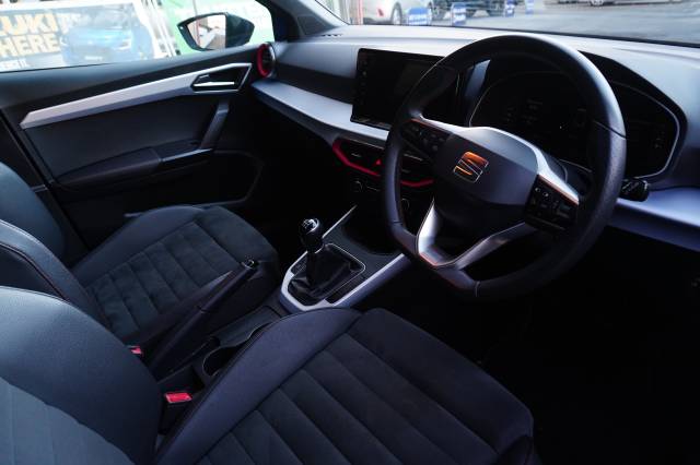 0 SEAT Arona 1.0 TSI 110 FR Sport
