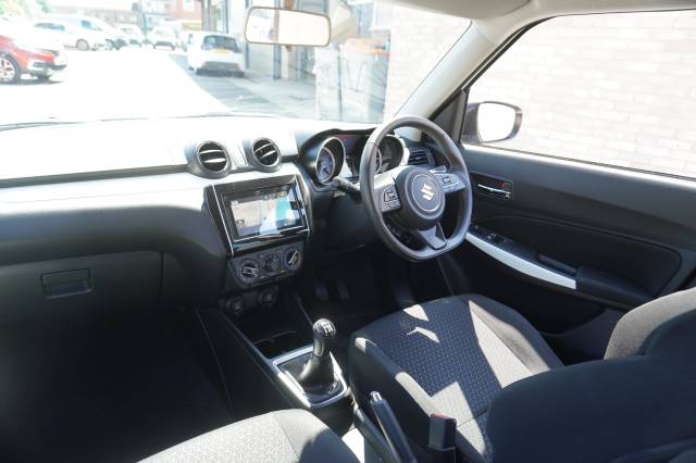 2020 Suzuki Swift 1.2 Dualjet 83 12V Hybrid SZ-L