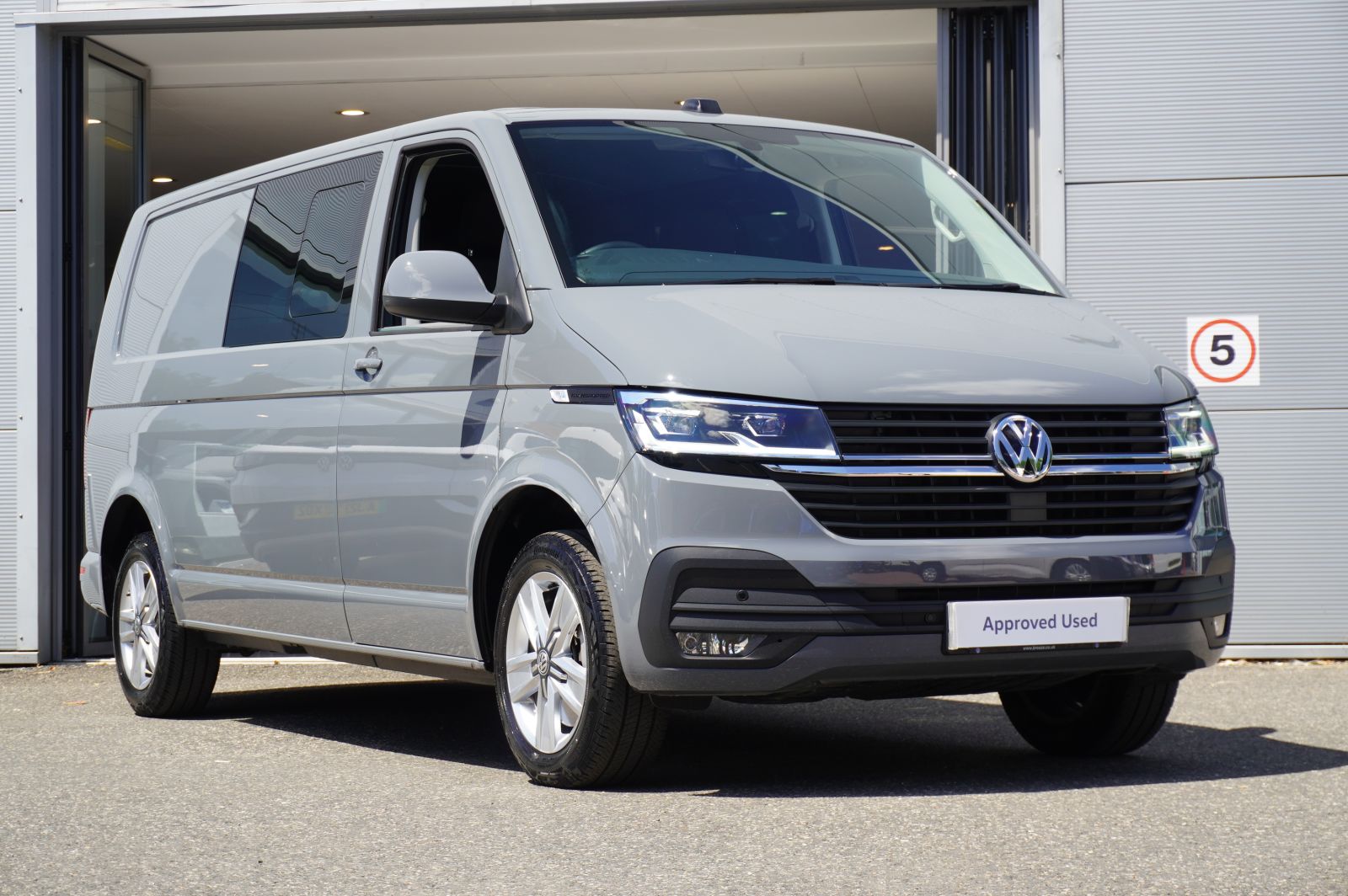 2024 Volkswagen Transporter