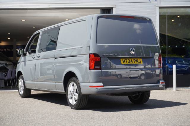 2024 Volkswagen Transporter 2.0 T32 TDI 150 Kombi Van Highline LWB