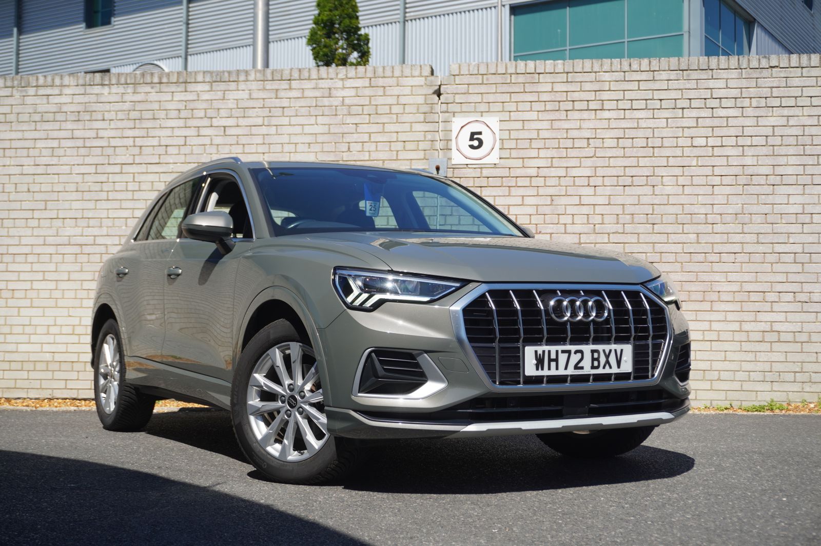  Audi Q3