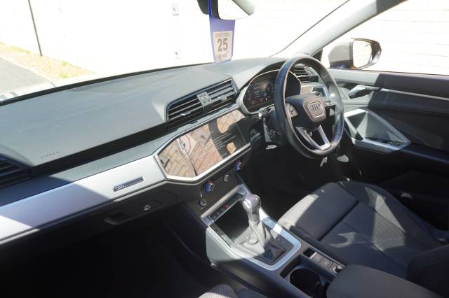 Audi Q3 1.5 35 TFSI S Tronic Sport