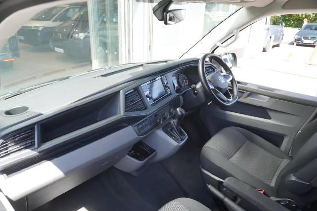 2024 Volkswagen Transporter 2.0 T32 TDI 150 Kombi Van DSG Highline SWB