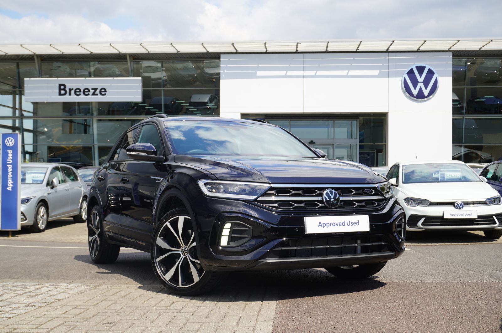 2025 Volkswagen T-Roc