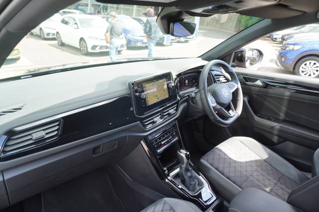 2025 Volkswagen T-Roc 1.5 TSI DSG Black Edition