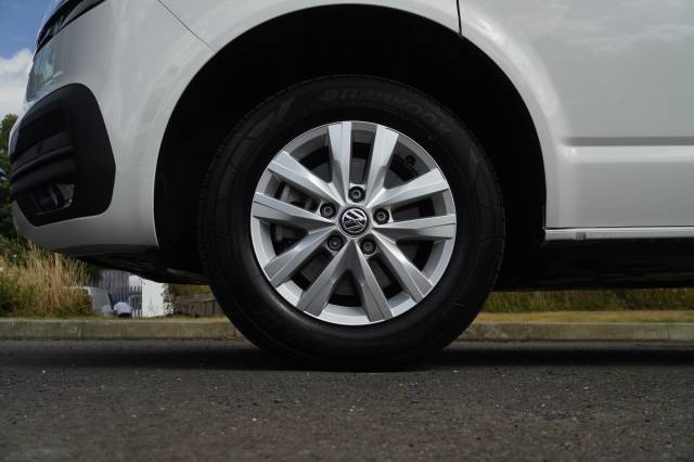2024 Volkswagen Transporter 2.0 T28 TDI 150 Van Highline SWB