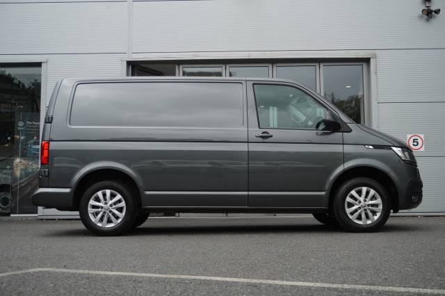2024 Volkswagen Transporter 2.0 T28 TDI 150 Van Highline SWB