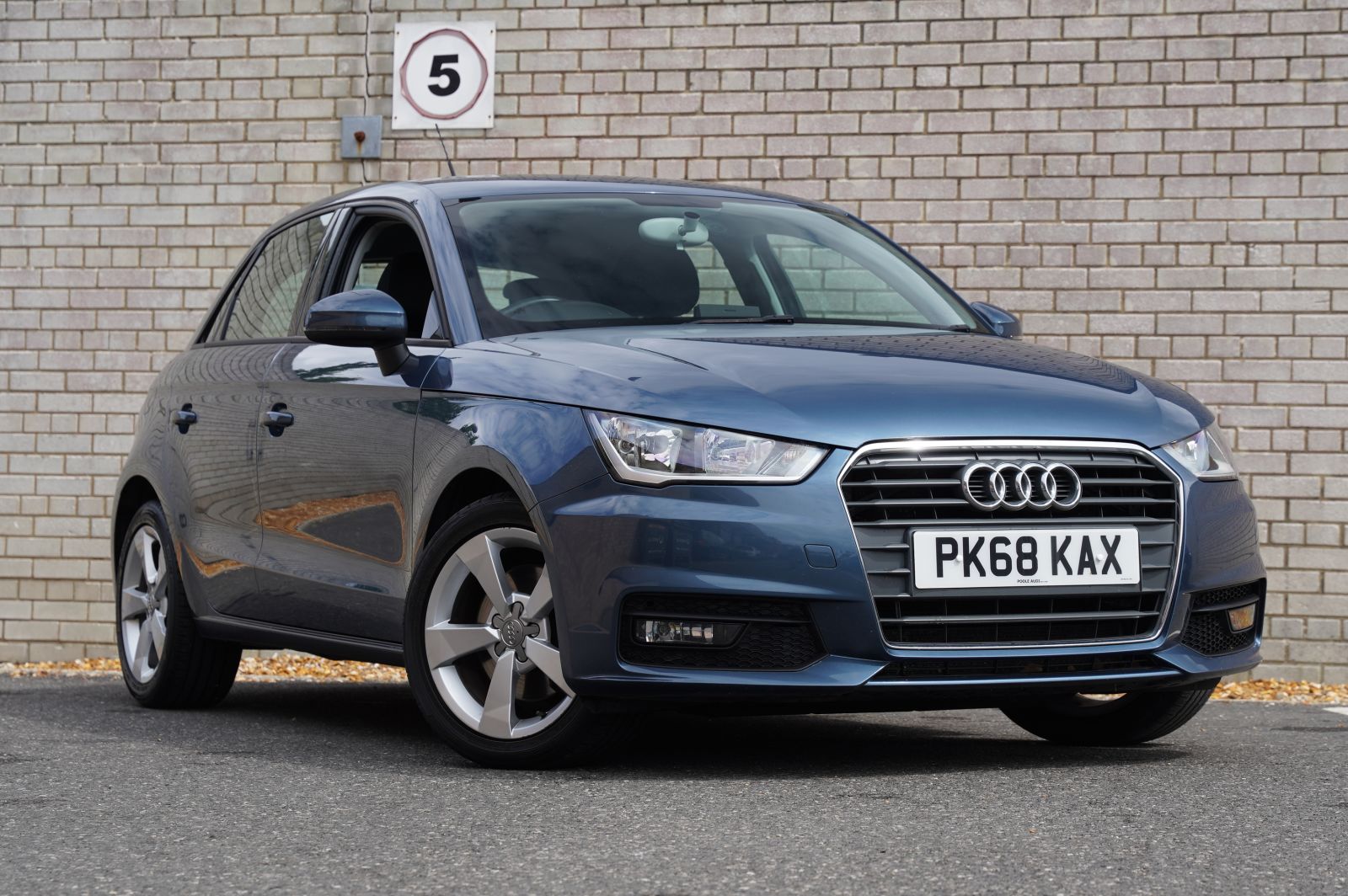  Audi A1