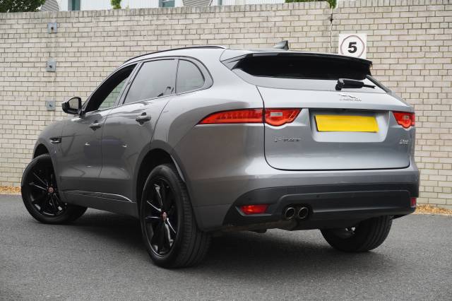 2020 Jaguar F-Pace 2.0 i4 Chequered Flag AWD SWB
