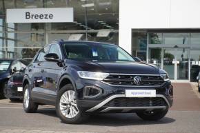 VOLKSWAGEN T-ROC 2023 (23) at Breeze Poole