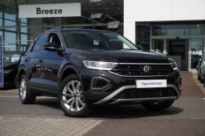VOLKSWAGEN T-ROC 2024 (24) at Breeze Poole