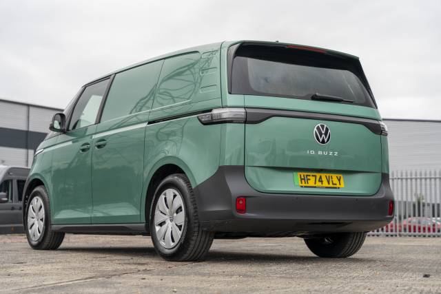 Volkswagen Id. Buzz 77kWh Commerce Plus SWB