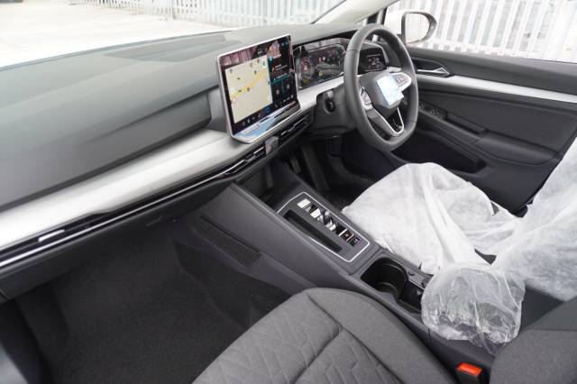 2025 Volkswagen Golf Match 1.5 eTSI 150ps 7-Speed DSG
