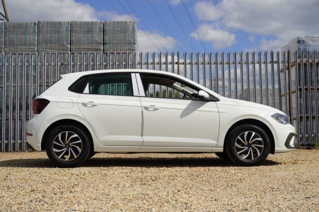 2025 Volkswagen Polo Life 1.0 TSI 95PS 5-speed Manual
