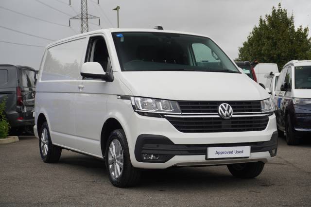 Volkswagen Transporter 2.0 T28 TDI 110 Van Highline SWB Panel Van Diesel Candy white