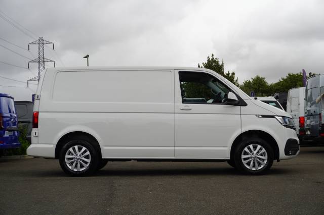 2024 Volkswagen Transporter 2.0 T28 TDI 110 Van Highline SWB