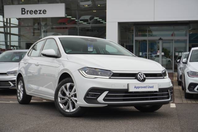 Volkswagen Polo 1.0 TSI Style Hatchback Petrol Pure white
