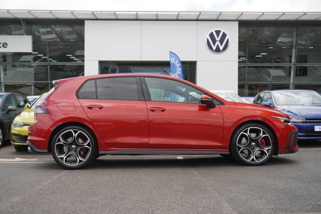 2025 Volkswagen Golf 2.0 TSI 265 DSG GTI
