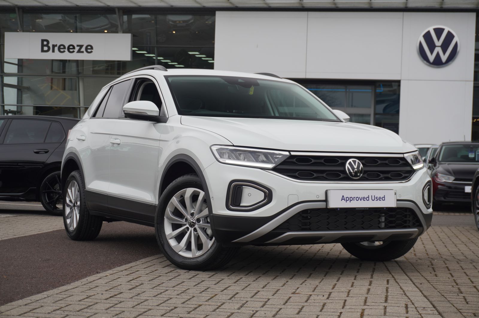 2025 Volkswagen T-Roc