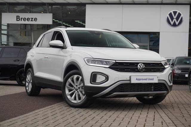 Volkswagen T-Roc 1.5 TSI Match 150PS Hatchback Petrol Pure white
