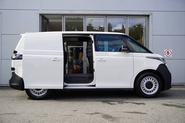 2024 Volkswagen Id. Buzz 2.0 79kWh Commerce 286PS SWB