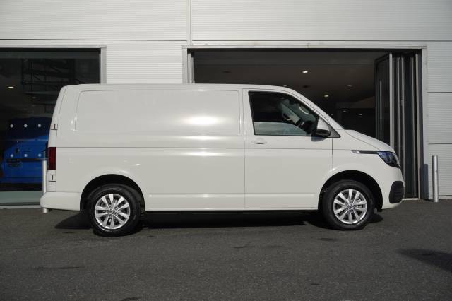 2024 Volkswagen Transporter 2.0 T28 TDI 110 Van Highline SWB