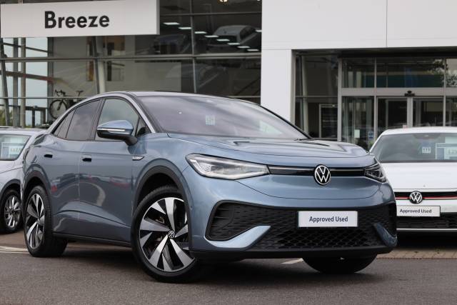 Volkswagen Id.5 Performance 77kWh Style Pro Estate Electric Stonewashed Blue/Black