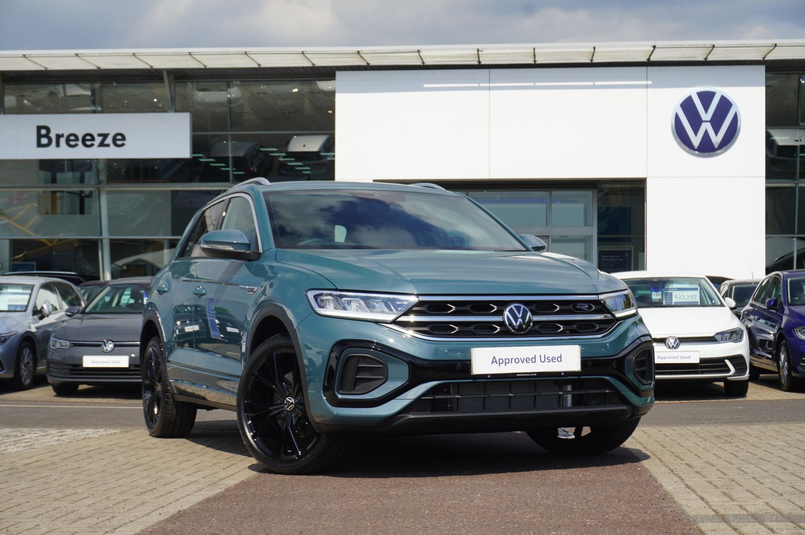2025 Volkswagen T-Roc