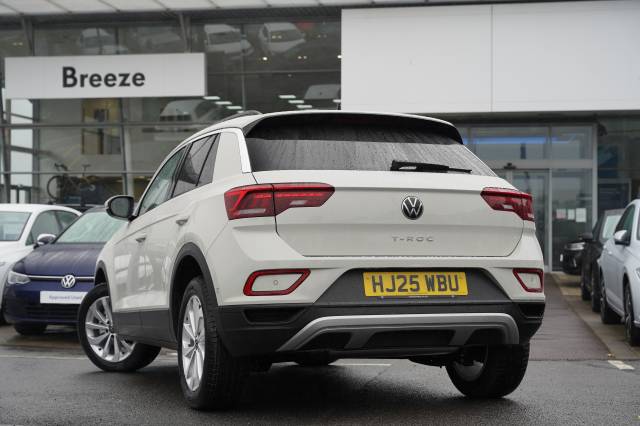 2025 Volkswagen T-Roc TSI DSG Match