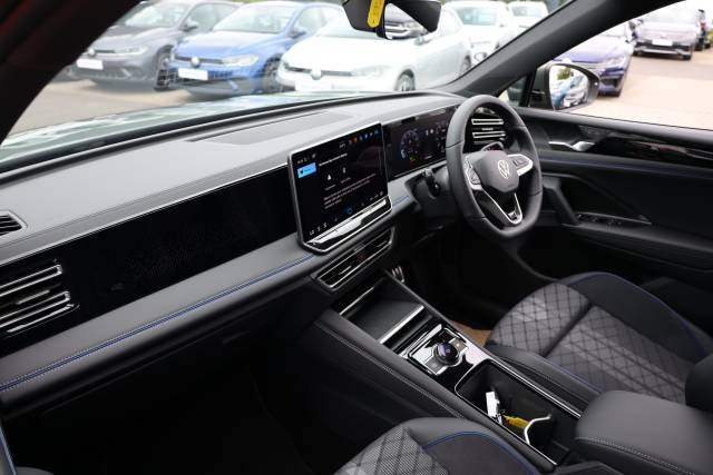 2025 Volkswagen Tiguan 1.5 eTSI 150 DSG R-Line