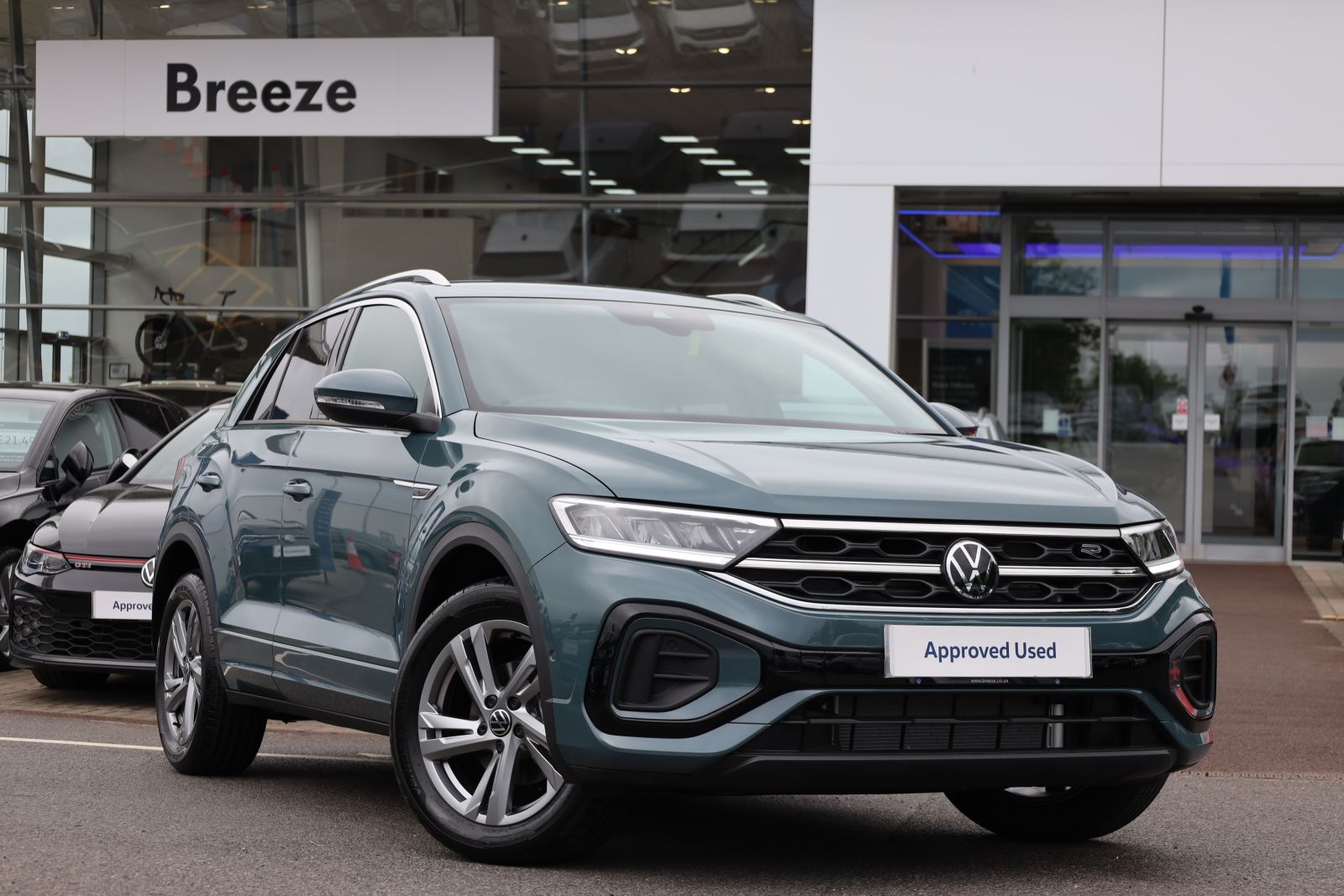 2025 Volkswagen T-Roc