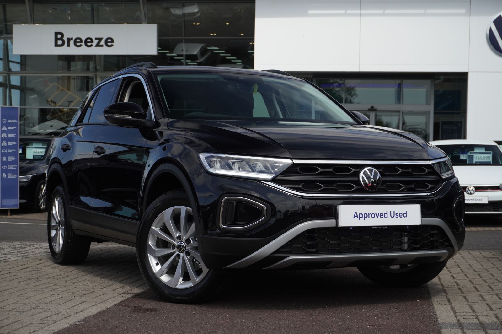 2025 Volkswagen T-Roc