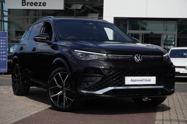 Volkswagen Tiguan 1.5 eTSI 150 DSG R-Line Estate Petrol Grenadilla Black