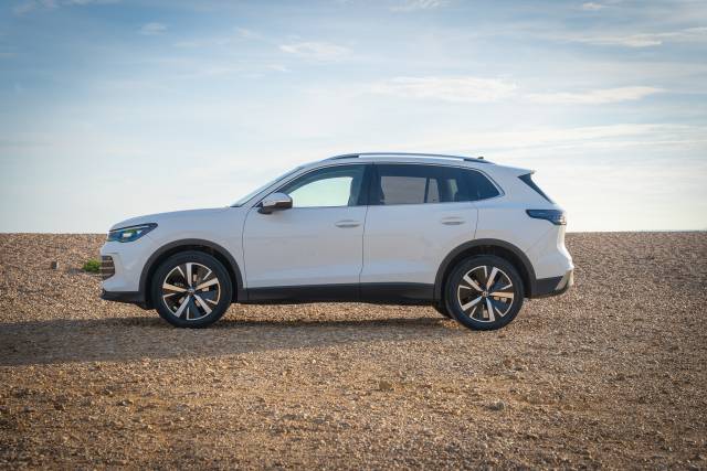 2025 Volkswagen Tiguan eTSI 150 DSG Elegance