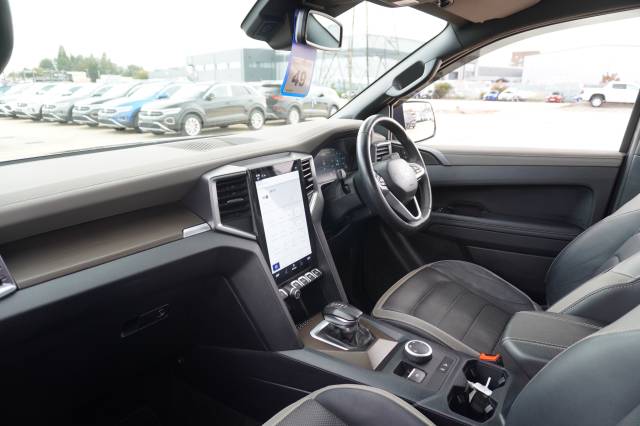 2024 Volkswagen Amarok 2.0 D/Cab Pick Up TDI 205 4M Premium Style