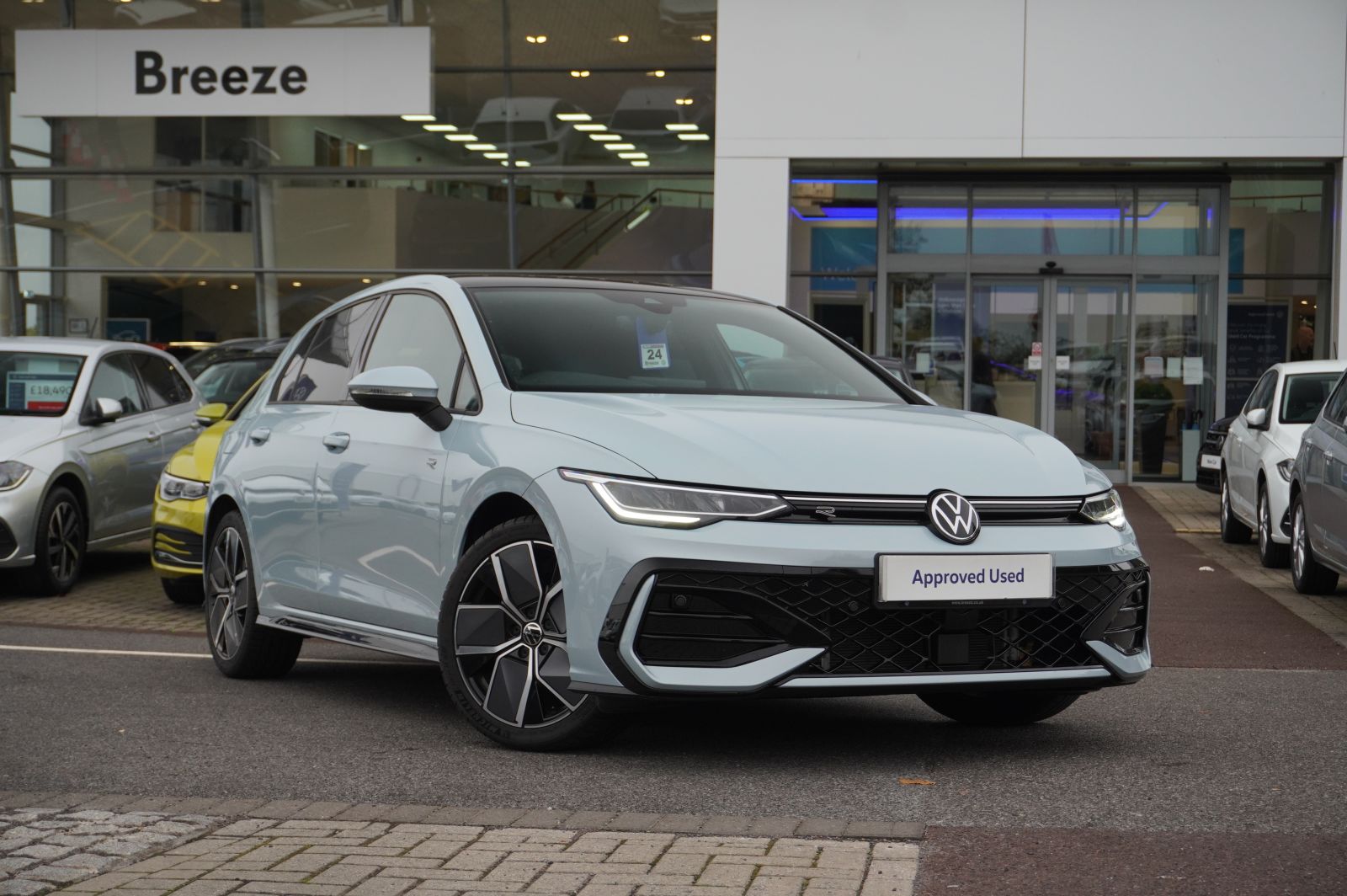 2025 Volkswagen Golf