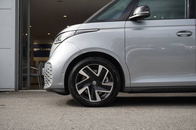 2025 Volkswagen Id. Buzz ID. Buzz Style 7-seat 286 PS 86 kWh Pro Electric 1 Speed Automatic LWB