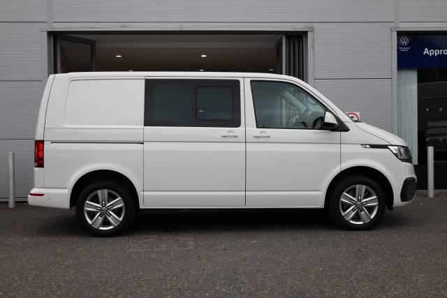 Volkswagen Transporter 2.0 T32 TDI 150 Kombi Van DSG Highline SWB