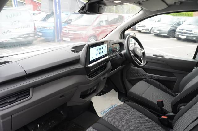 2025 Volkswagen Transporter 2.0 T32 TDI 150 Van Commerce Plus LWB