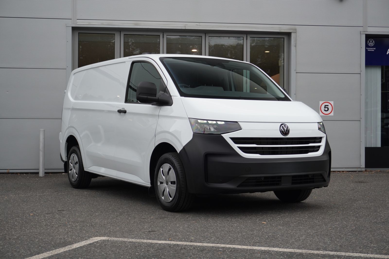 2025 Volkswagen Transporter