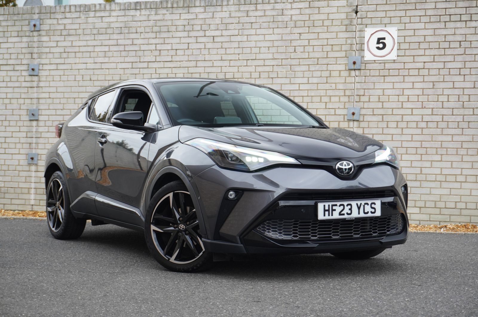  Toyota C-HR