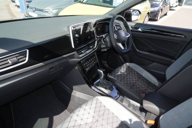 2025 Volkswagen T-Roc 1.5 TSI DSG R-Line